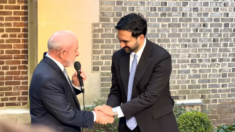 Lula e prefeito de Nova York discutem democracia e combate ao extremismo