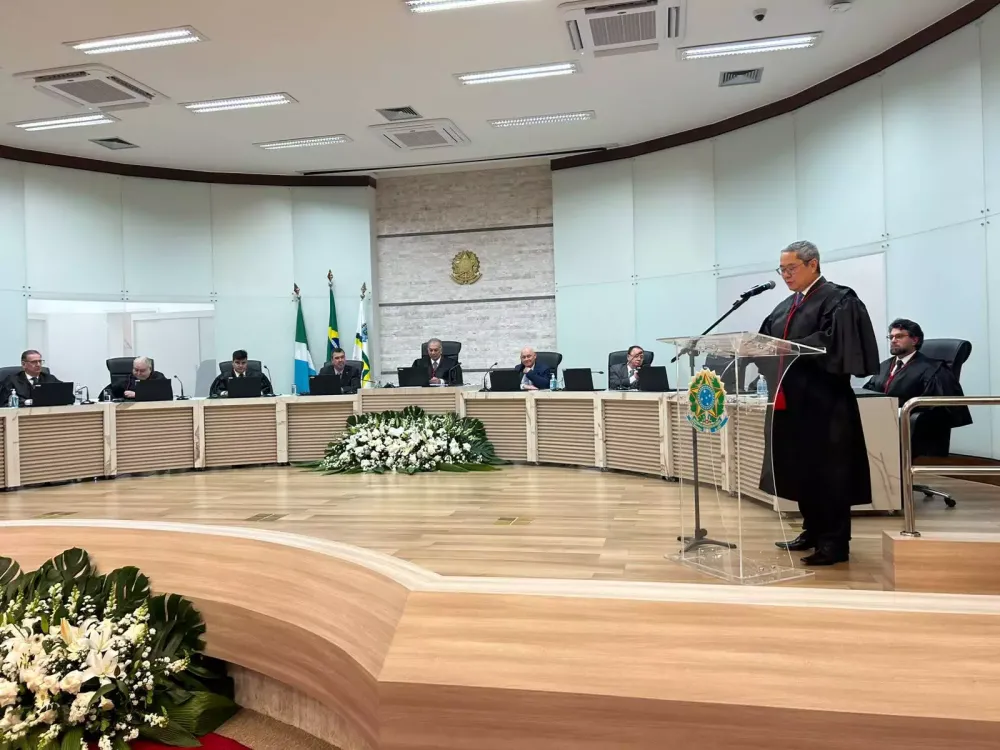 TRE-MS recebe desembargadores federais pela primeira vez na história