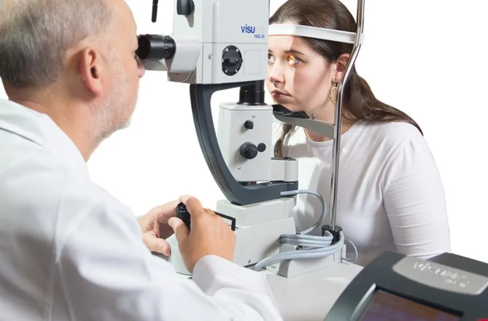 Três Lagoas investe R$ 214,5 mil em novo equipamento a laser, para ampliar procedimentos oftalmológicos no Centro de Especialidades Médicas. (Foto: Reprodução/Prefeitura de Três Lagoas)