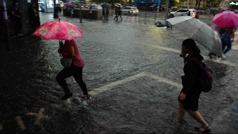 Fortes chuvas causaram transtornos e estragos em São Paulo; uma pessoa morreu (Agência Brasil)