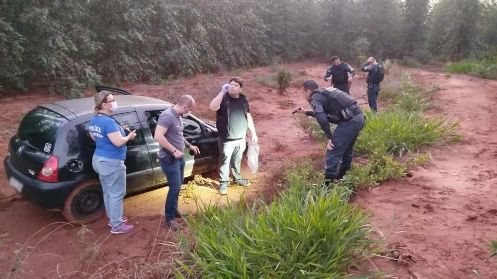 Local onde o corpo foi encontrado, às margens da rodovia MS-112 próximo ao assentamento São Joaquim em Selviria, cerca de 90 km de Três Lagoas. (Foto: 24H News MS)