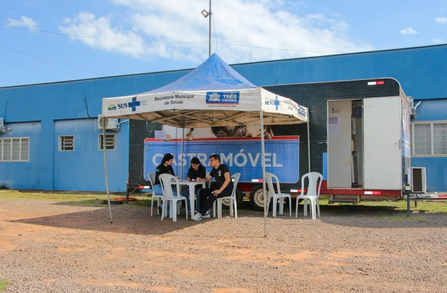 Castramóvel atende moradores dos bairros JK, Alvorada e Vila Nova com serviços gratuitos para cães e gatos (Foto: Divulgação/Prefeitura de Três Lagoas)