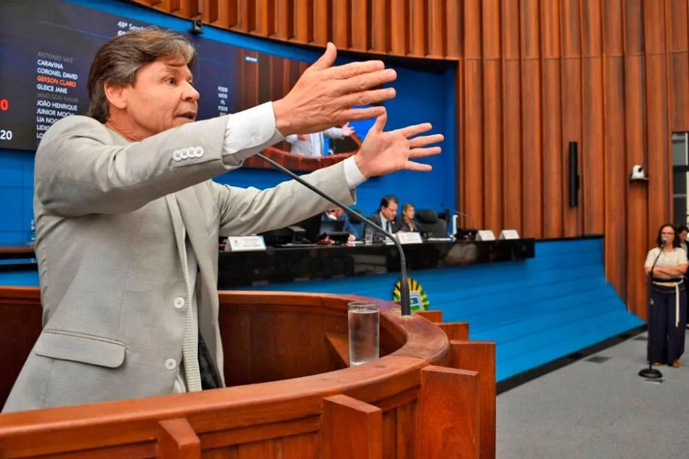 Deputado Paulo Duarte denuncia ameaça ao Parque do Prosa e cobra ações imediatas do governo (Foto: Luciana Nassar / ALEMS)