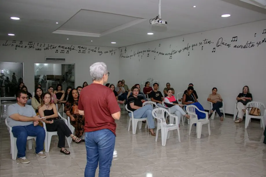 Estudantes e profissionais da saúde participaram da palestra sobre ética no serviço público (Foto: Divulgação / Prefeitura de Três Lagoas)
