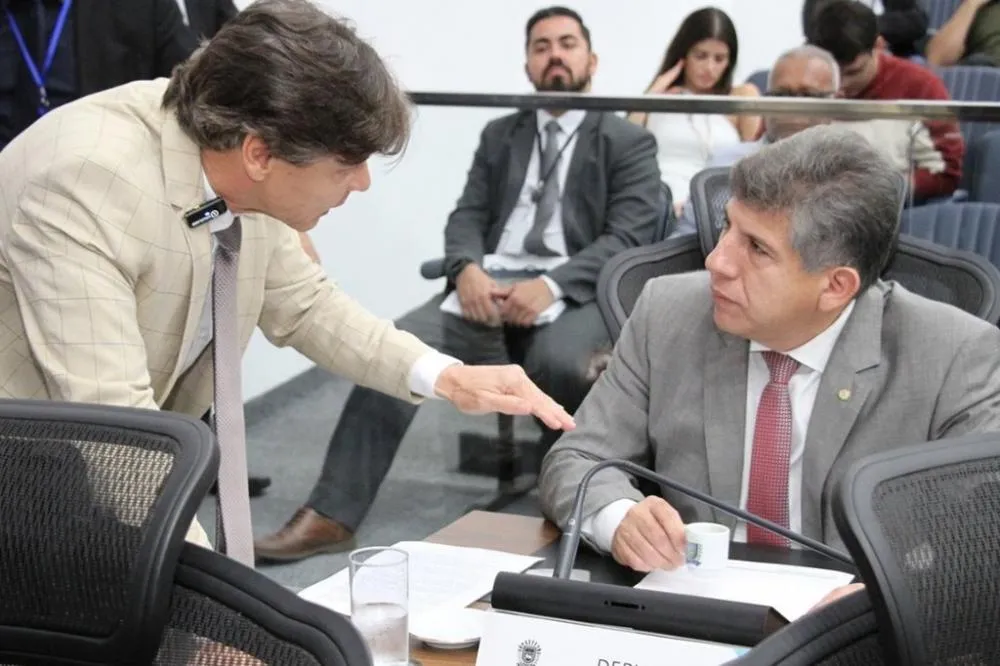 Novas leis são de autoria dos deputados Paulo Duarte (PSB) e Lidio Lopes (Foto: Wagner Guimarães / Arquivo ALEMS)