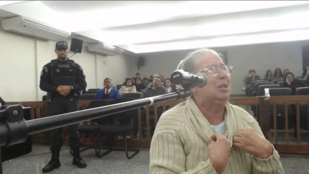 Aparecida foi condenada por homicídio triplamente qualificado e ocultação de cadáver no Fórum de Três Lagoas (Foto: Divulgação / TJMS)