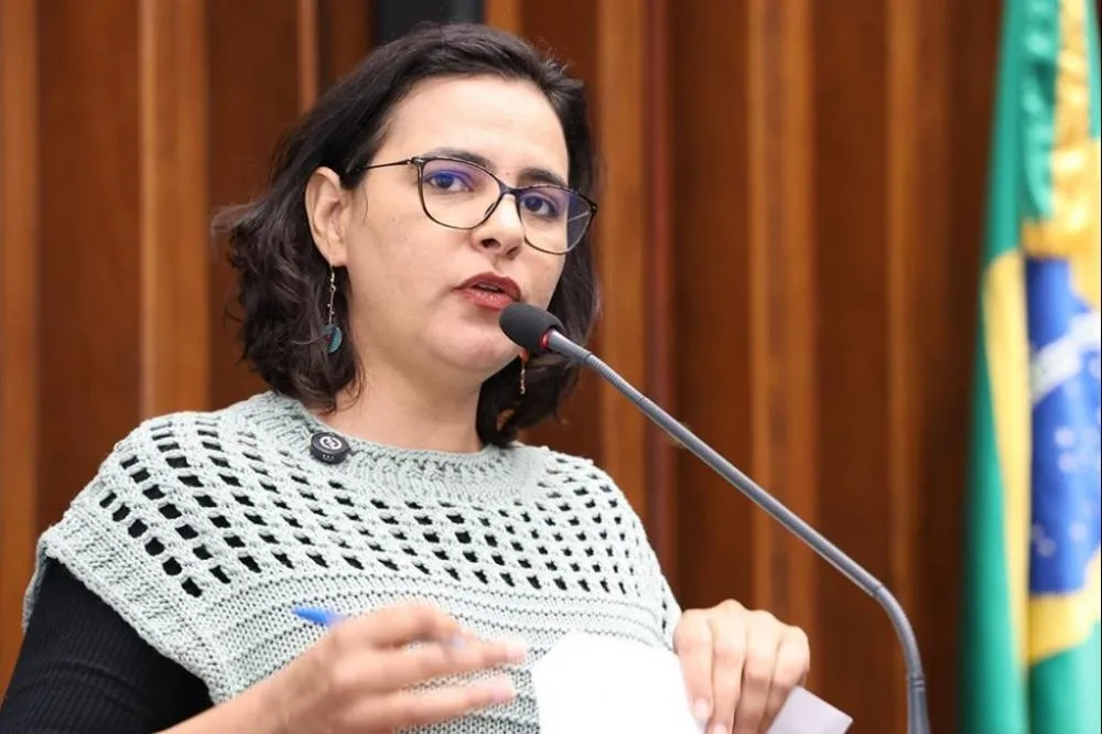 Deputada Gleice Jane homenageia os 20 anos da UFGD e destaca papel da universidade para o desenvolvimento regional
