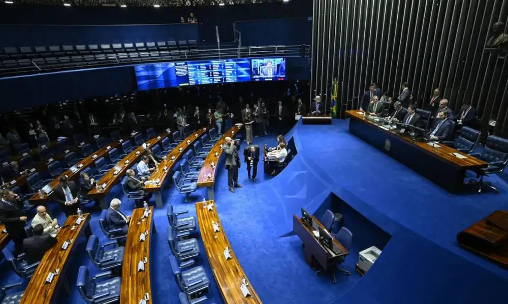Plenário do Senado aprovou a proposta após a desocupação do espaço pela oposição (Foto - Agência Senado)