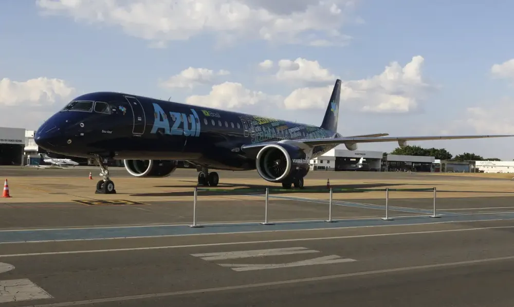 Azul encerra voos em 14 cidades e mantém foco em três principais aeroportos do país (Foto – Valter Campanato/Agência Brasil)