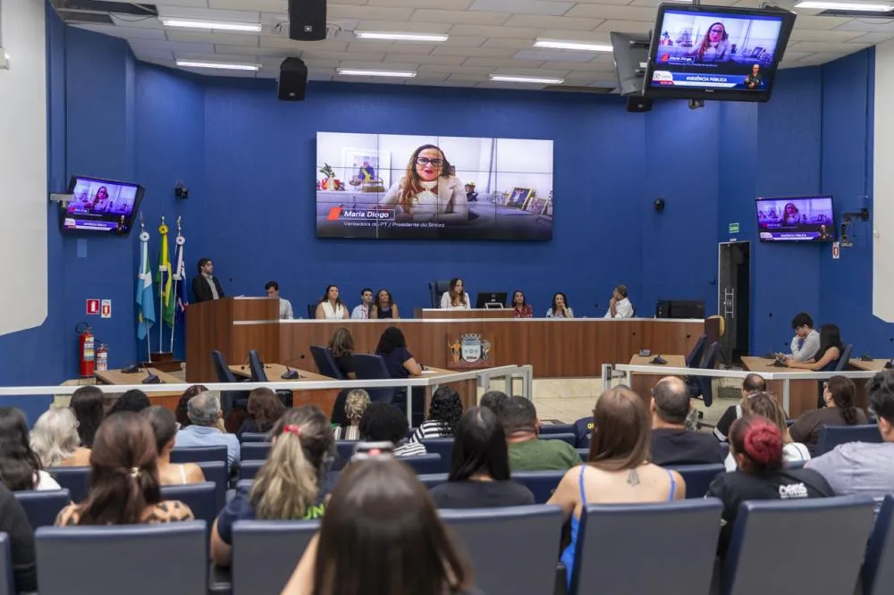 Audiência pública discutiu avanços e desafios do Plano Nacional de Educação na Câmara de Três Lagoas (Foto – Gabriela Fernandes)