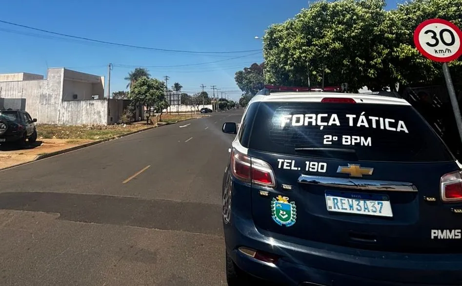 Força Tática do 2º BPM prendeu homem de 46 anos no Jardim das Paineiras em Três Lagoas (Foto – Divulgação/PMMS)