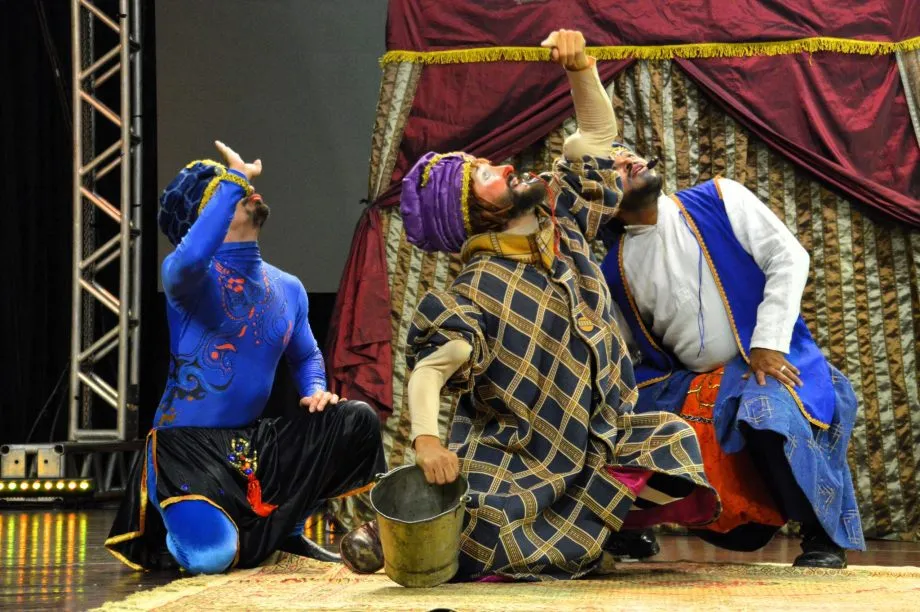 Espetáculo gratuito “O GRANDIOSO Mini Cirquim nas Arábias” será apresentado neste sábado na Praça Ramez Tebet (Foto – Prefeitura de Três Lagoas)