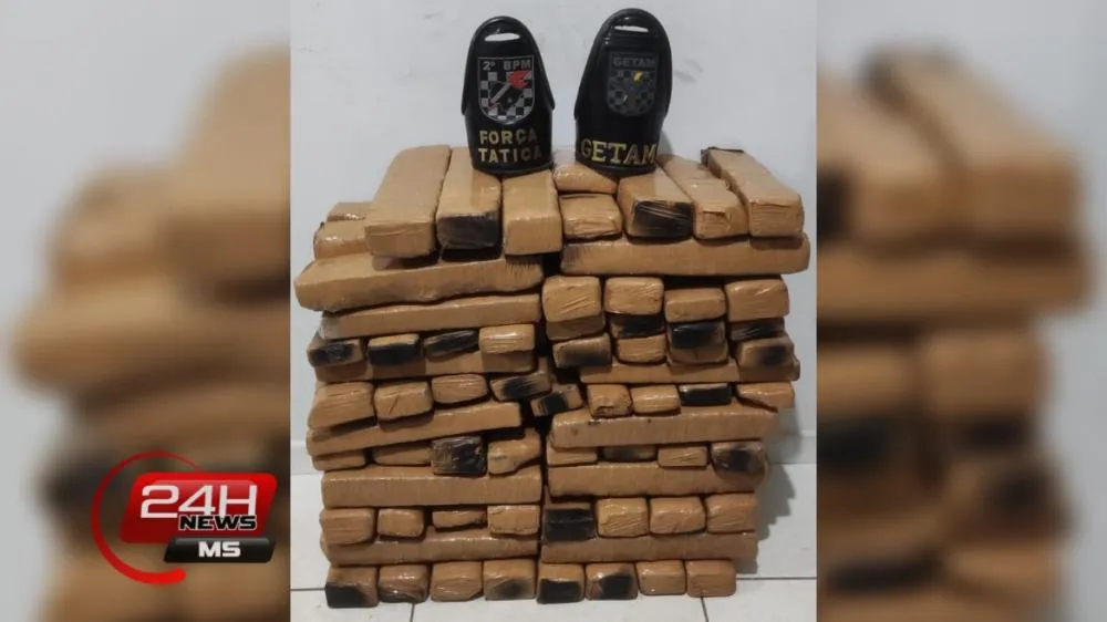Força Tática e GETAM apreenderam 96,8 kg de maconha no bairro Vila Nova, em Três Lagoas (Foto - 24h News MS)