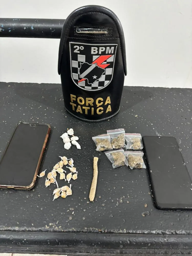 Força Tática prendeu um jovem e apreendeu dois menores com drogas no condomínio Tucano, em Três Lagoas (Foto - Polícia Militar)