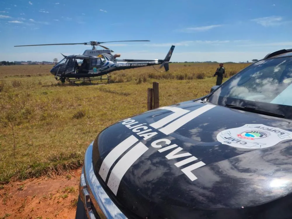 Polícia Civil deflagrou a Operação “Argos Panoptes” em Naviraí para investigar o vazamento de informações sigilosas da Operação “Adsumus – Fase 2” (Foto - Polícia Civil)