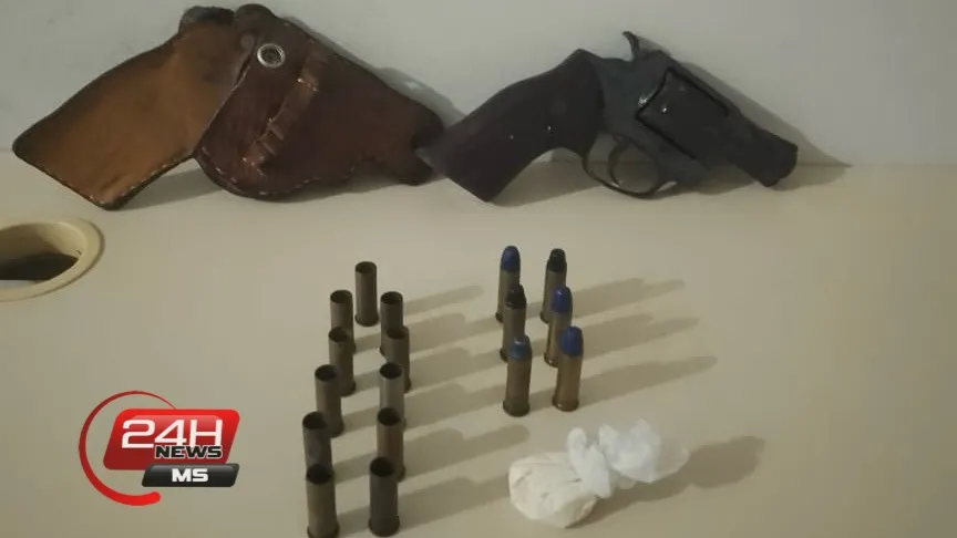 Rádio Patrulha prende homem, e apreende revólver, munições e cocaína em caso de violência doméstica em Três Lagoas (Foto - 24h News MS)