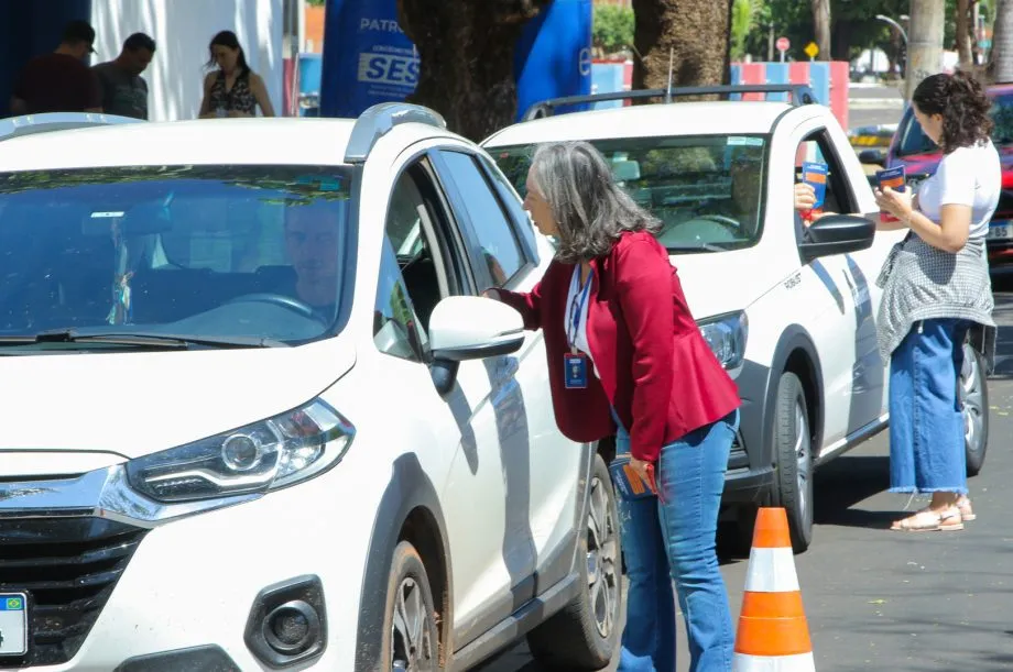 Campanha “Esmola Não, Cidadania Sim!” promoveu conscientização e orientação à população em Três Lagoas (Foto Divulgação/Prefeitura de Três Lagoas)