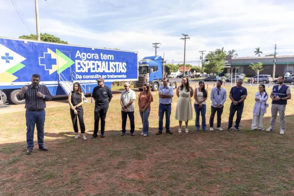 Abertura oficial marcou o início dos atendimentos especializados ofertados pela Carreta do SUS em Três Lagoas (Foto – Prefeitura de Três Lagoas)