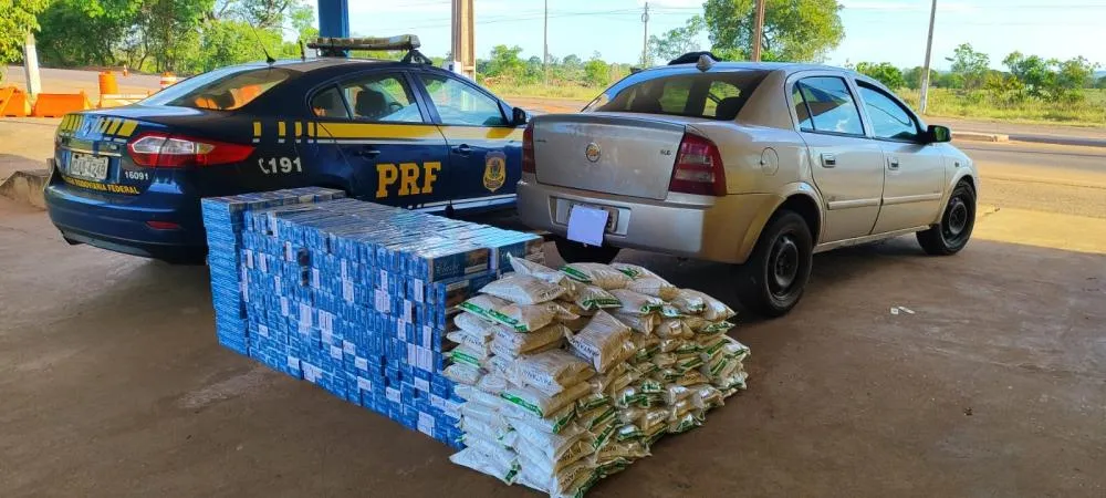 PRF apreendeu agrotóxicos 140 kg e 20 mil maços de cigarros após perseguição na BR-262 em Água Clara (Foto - PRF)