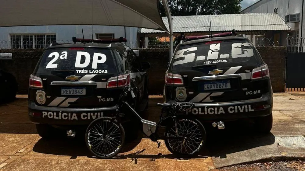 Bicicleta elétrica apreendida estava com pintura adulterada e foi recuperada durante a Operação CODESUL II (Foto – Polícia Civil)