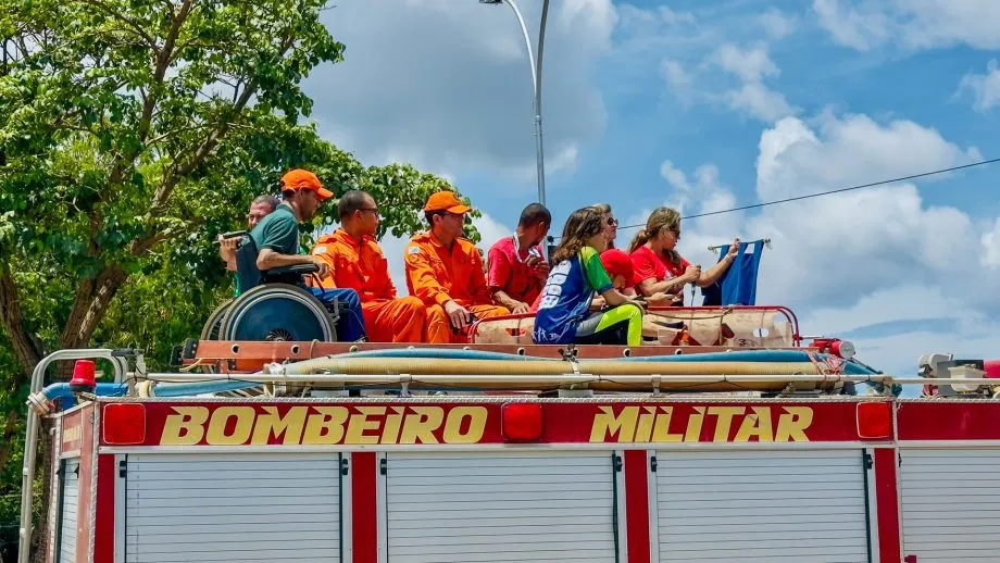Atletas da APAE de Três Lagoas celebram conquistas nas Olimpíadas Especiais após recepção no Gabinete do Prefeito (Foto - Prefeitura de Três Lagoas)