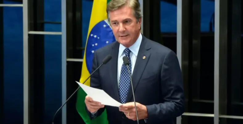 Por 6x4, STF referenda decisão de Moraes e mantém prisão de Collor